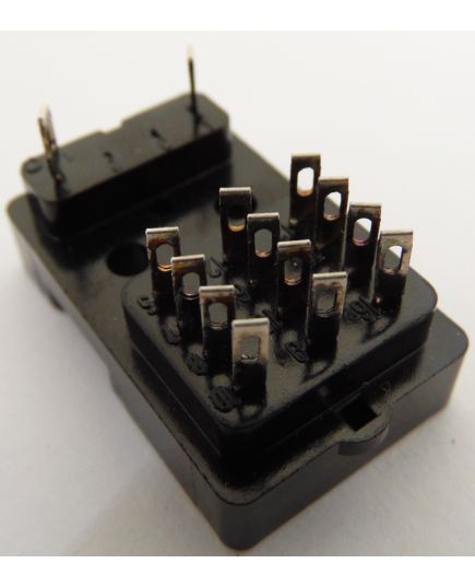 Socket a 14 pin per relè EL066 