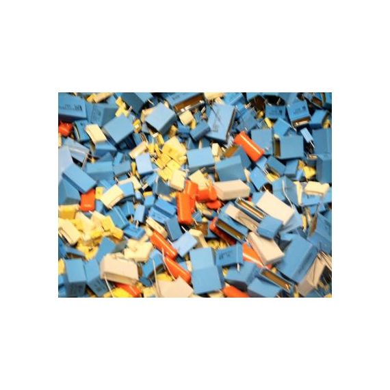 Condensador radial de poliéster 1uF 63V NOS100522 